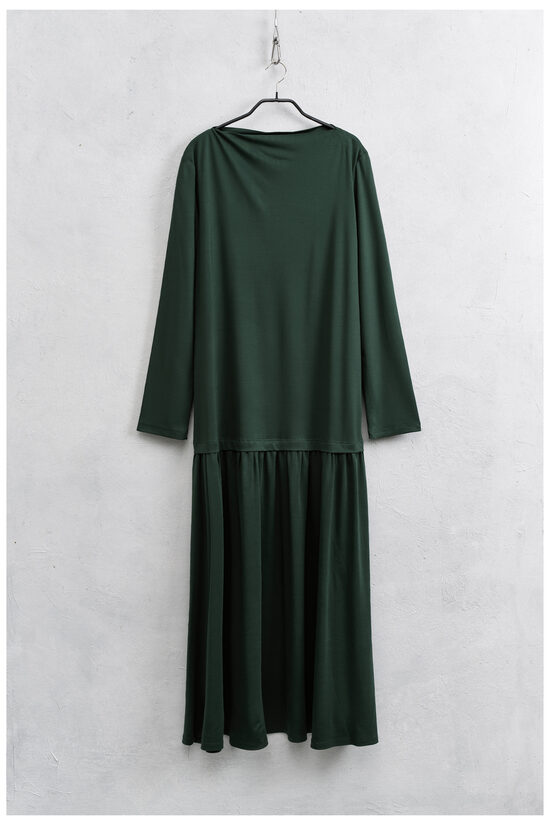 Kleita Zaļā krāsā